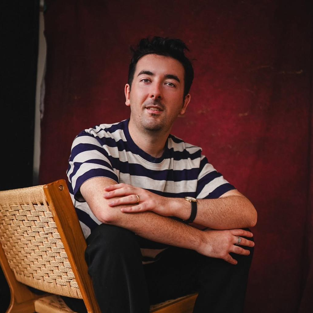 Ciaran, acoustic and piano vocalist