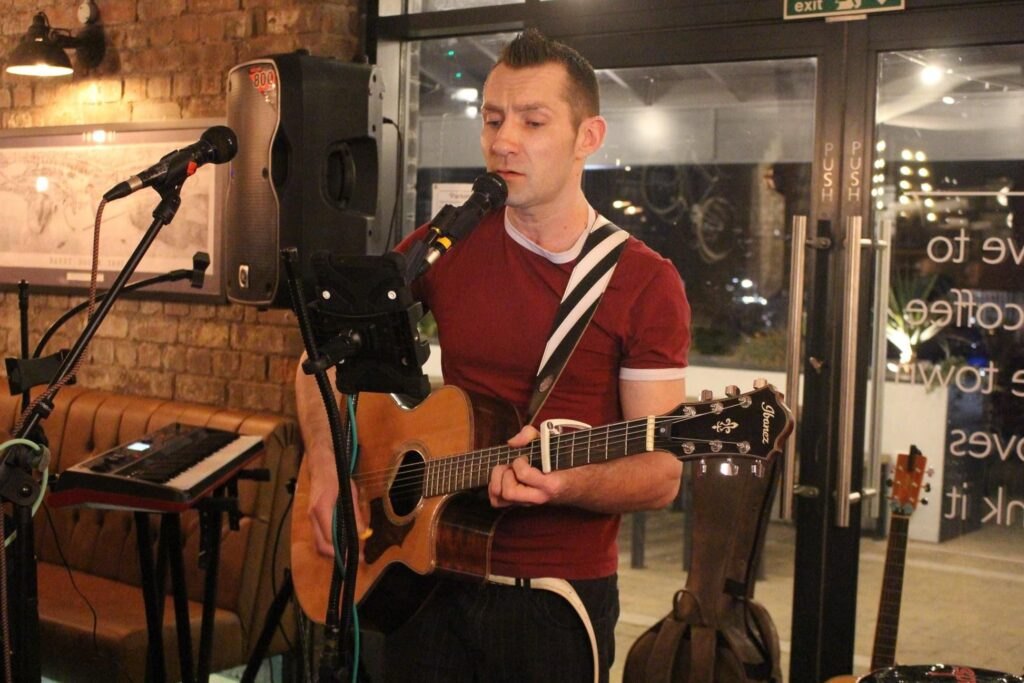 live music in restaurants
