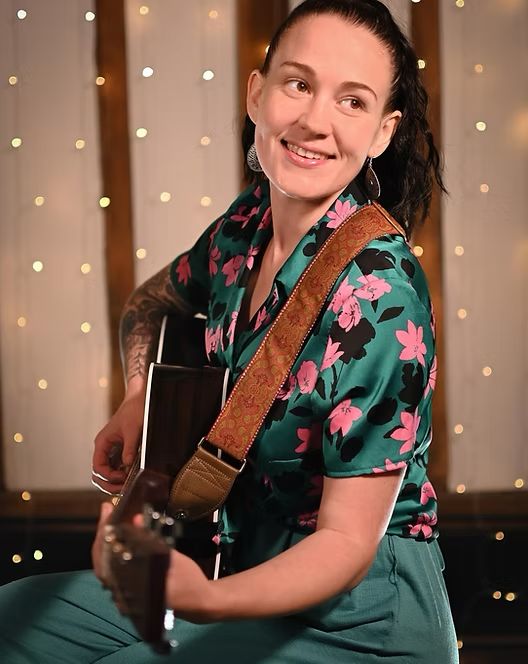 Laura performing live